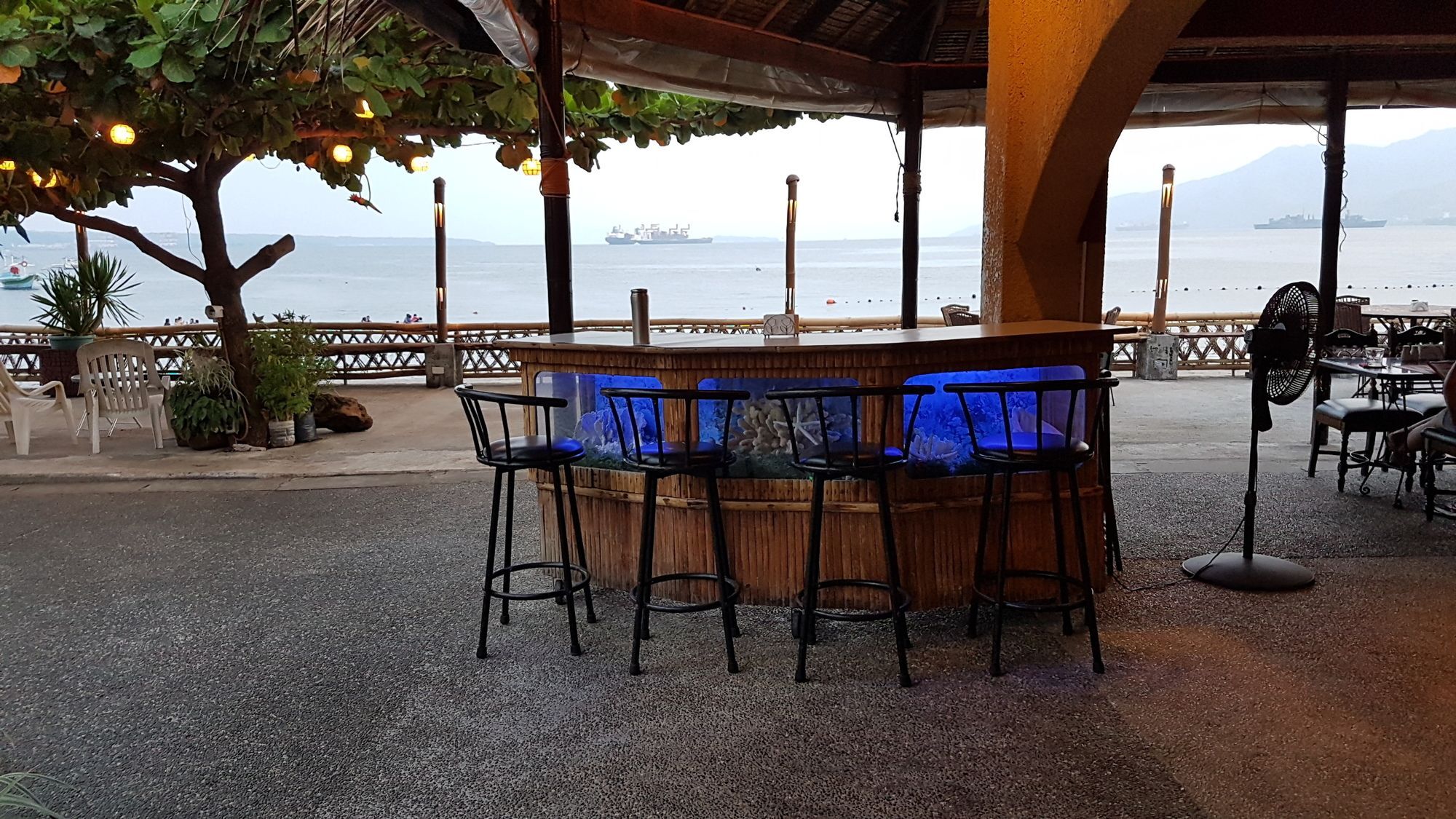 Playa Papagayo Beach Inn Olongapo Exterior foto